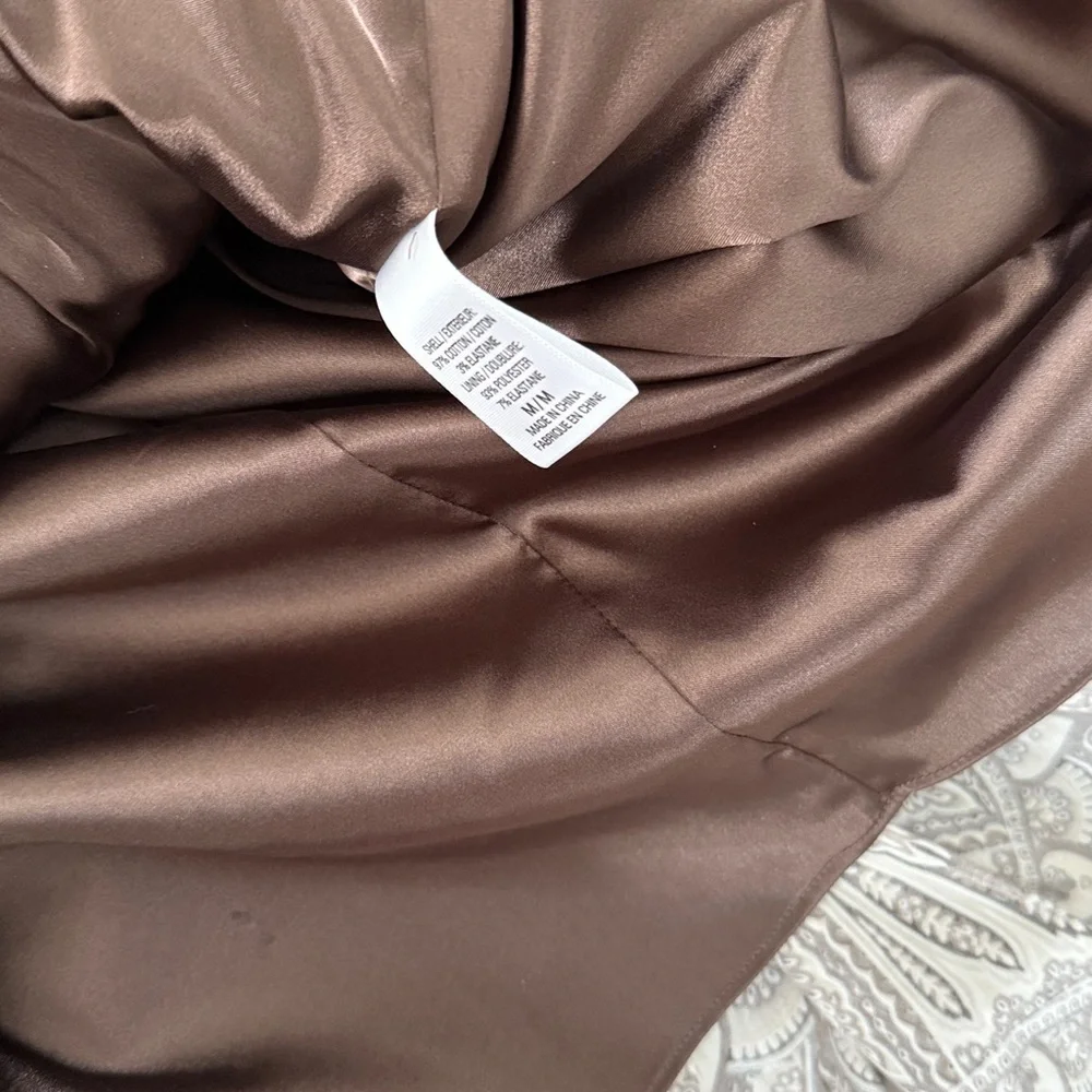 Tahari excellent super
